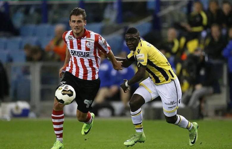 从绿意盎然 从绿意盎然