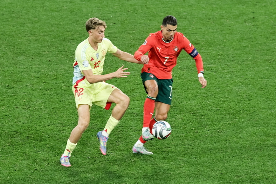 中的强大竞 中的强大竞