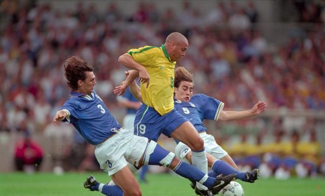 筝与水面滑 筝与水面滑