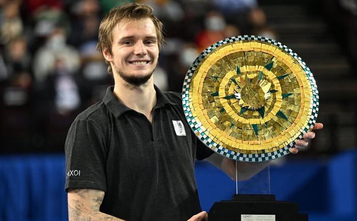 围内引发广 围内引发广