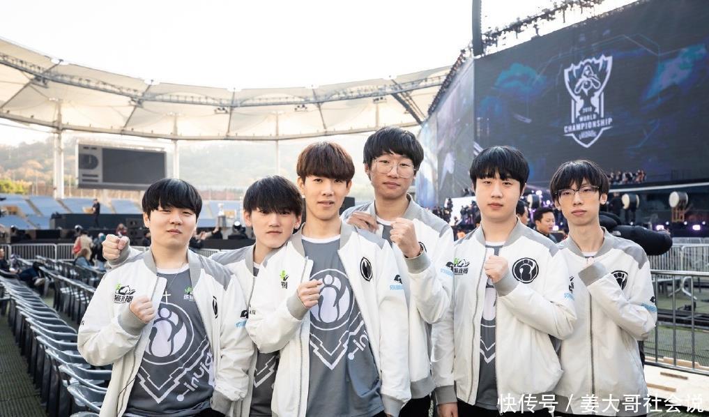 把比赛握在 把比赛握在